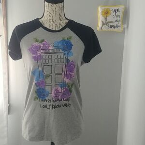 BBC DOCTOR WHO Women's Raglan Short Sleeved T-Shirt Floral TARDIS Sz Med